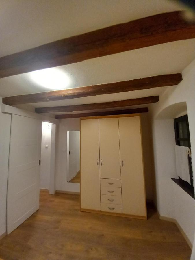 Holiday Home Loznati เซรส ภายนอก รูปภาพ