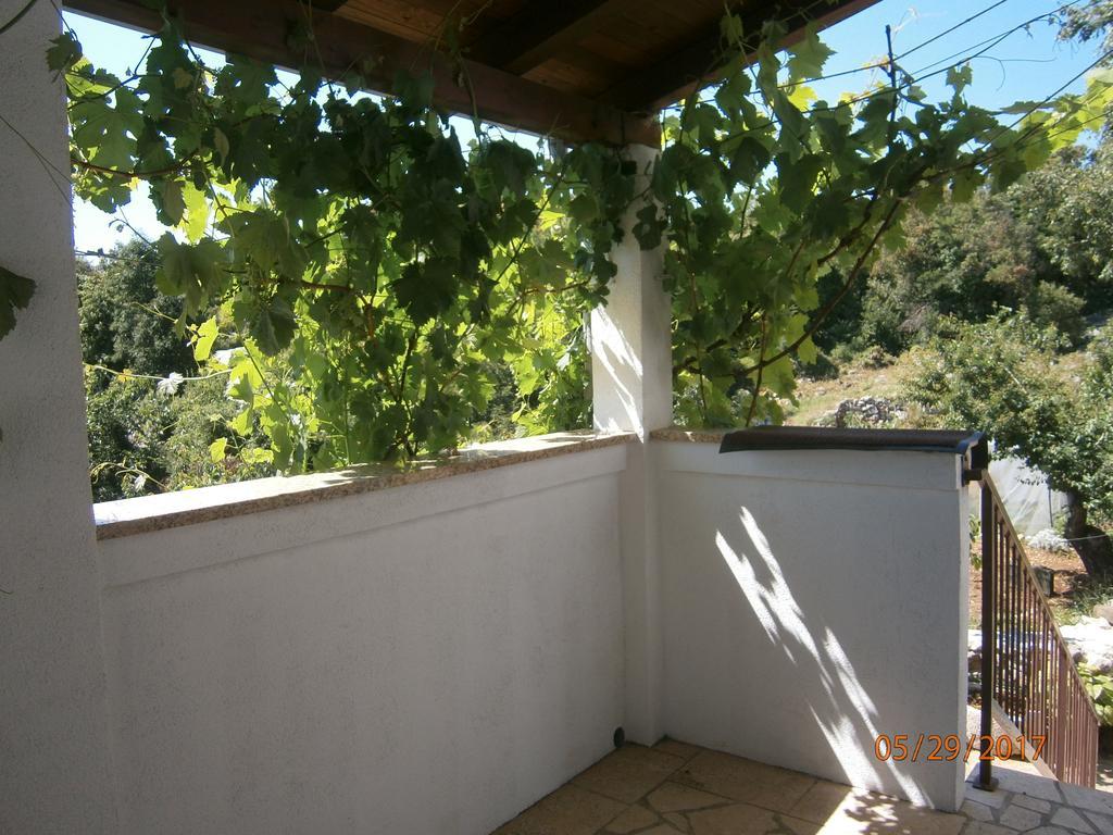 Holiday Home Loznati เซรส ภายนอก รูปภาพ