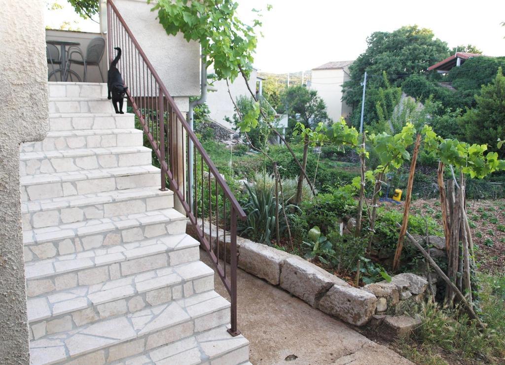 Holiday Home Loznati เซรส ภายนอก รูปภาพ
